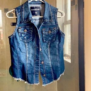 Sleeveless jean jacket! Like new!